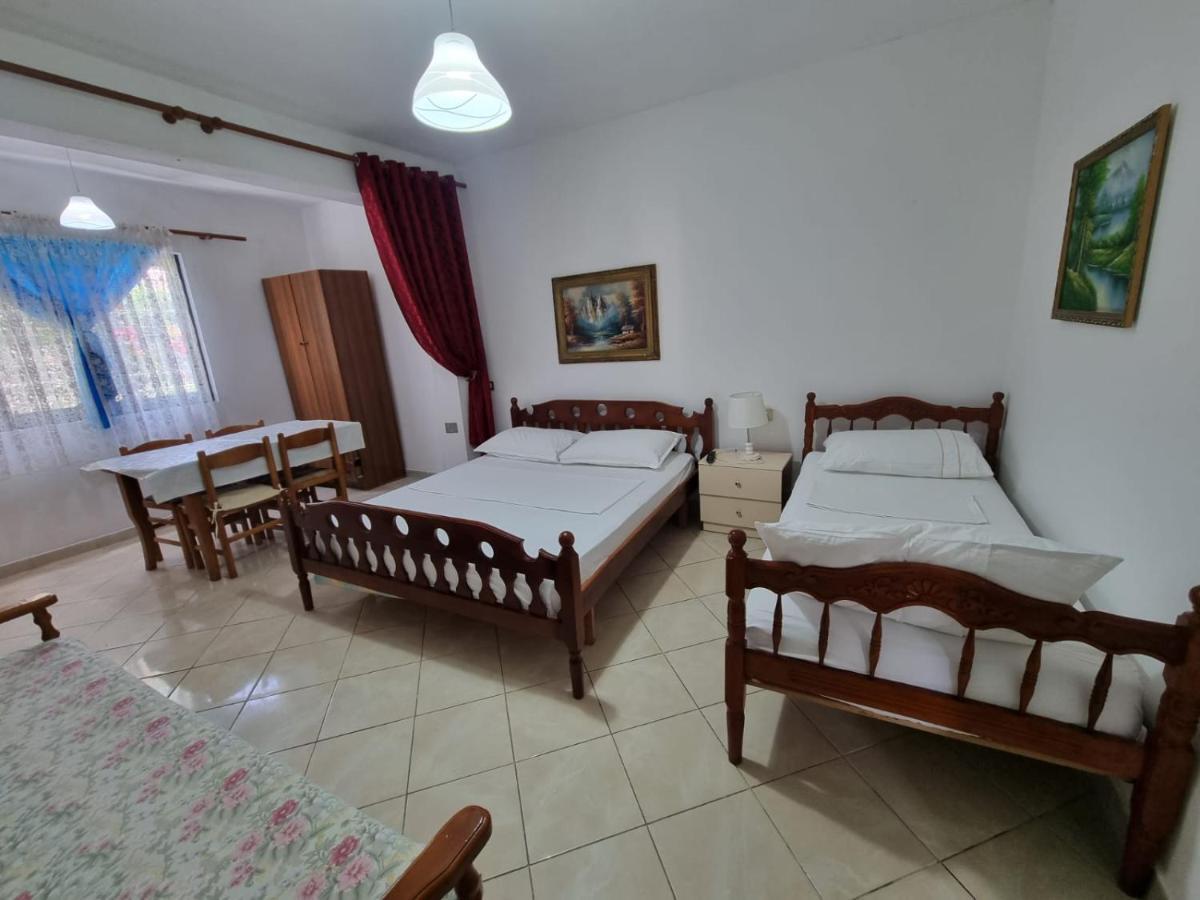 Guesthouse Novi ドゥラス エクステリア 写真