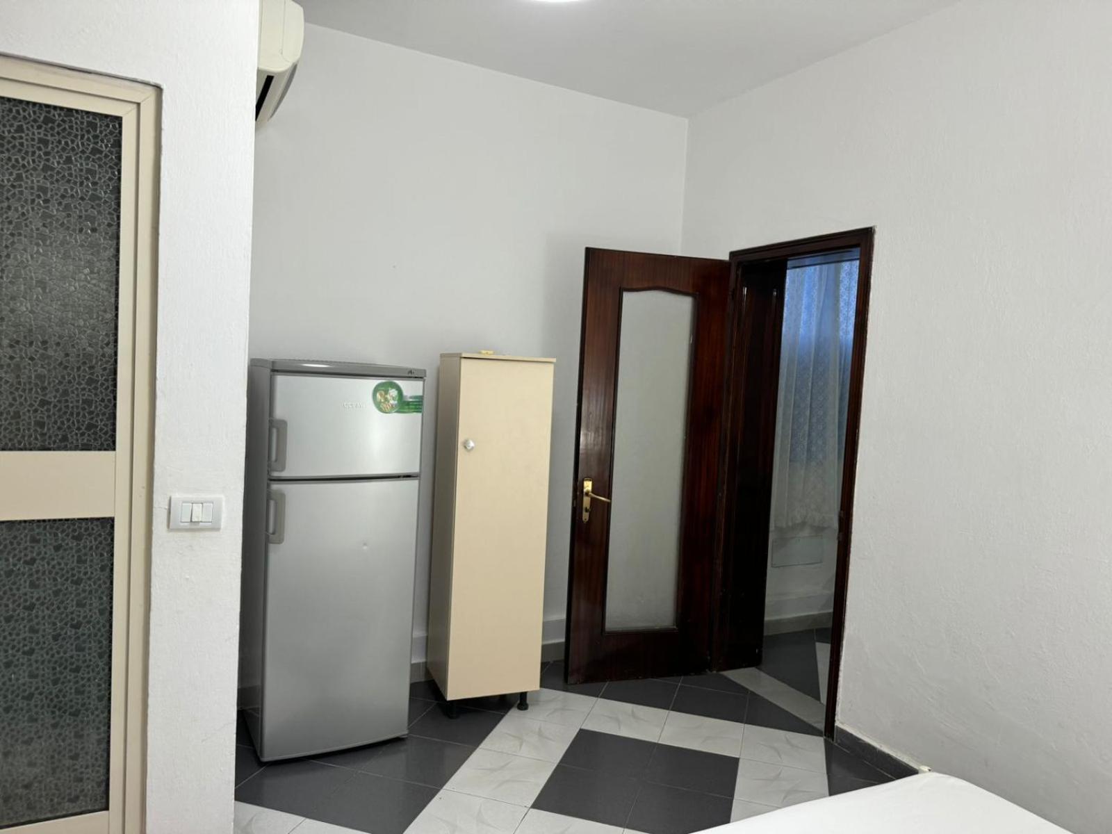 Guesthouse Novi ドゥラス 部屋 写真