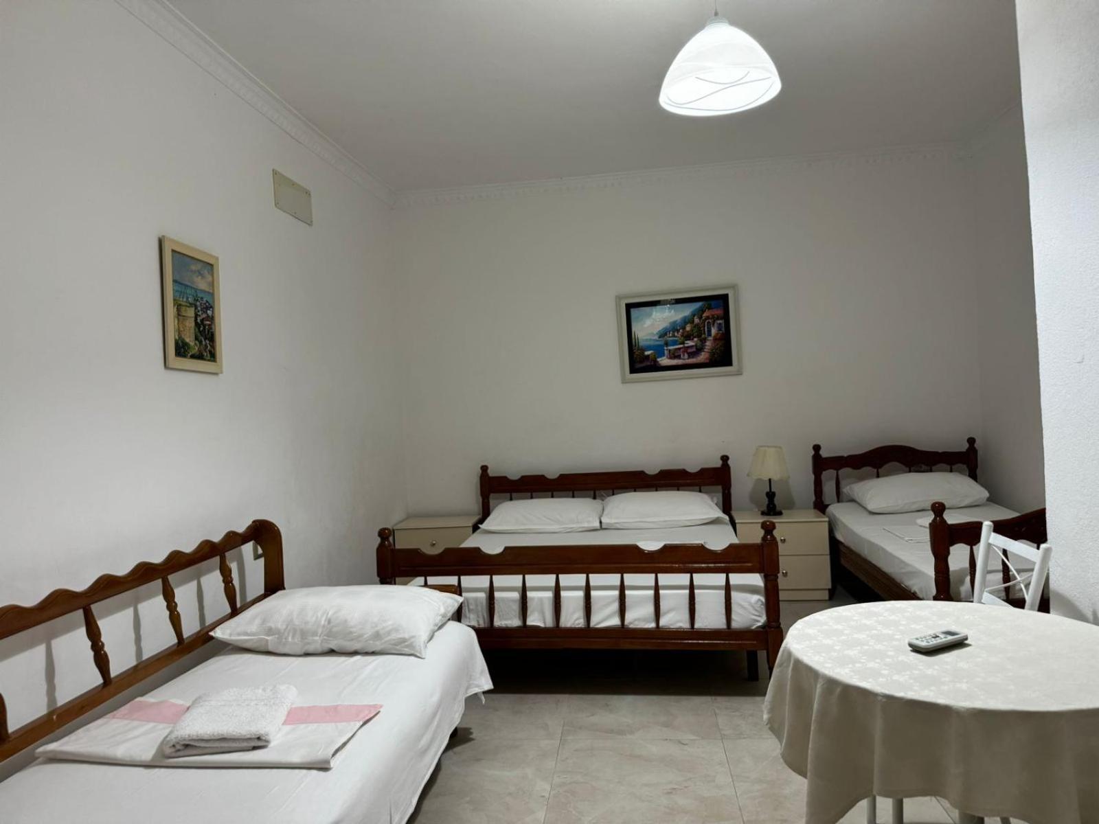 Guesthouse Novi ドゥラス エクステリア 写真
