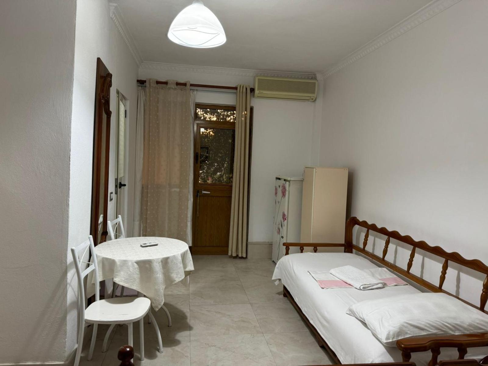 Guesthouse Novi ドゥラス エクステリア 写真