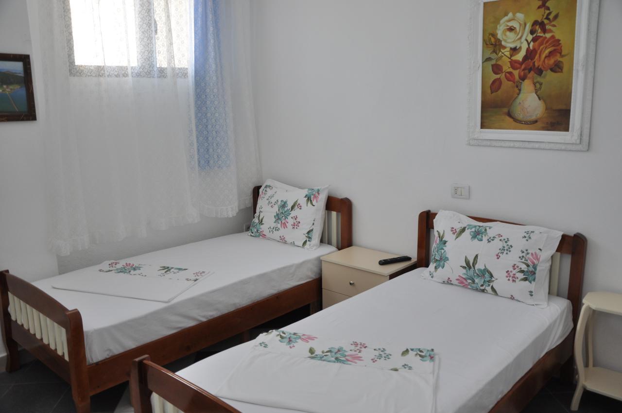 Guesthouse Novi ドゥラス エクステリア 写真