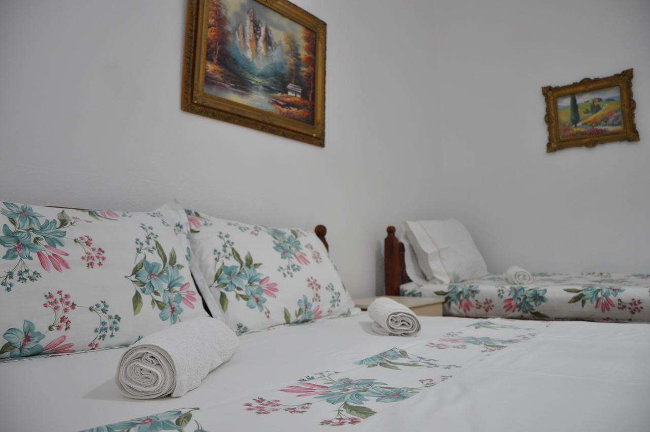 Guesthouse Novi ドゥラス エクステリア 写真