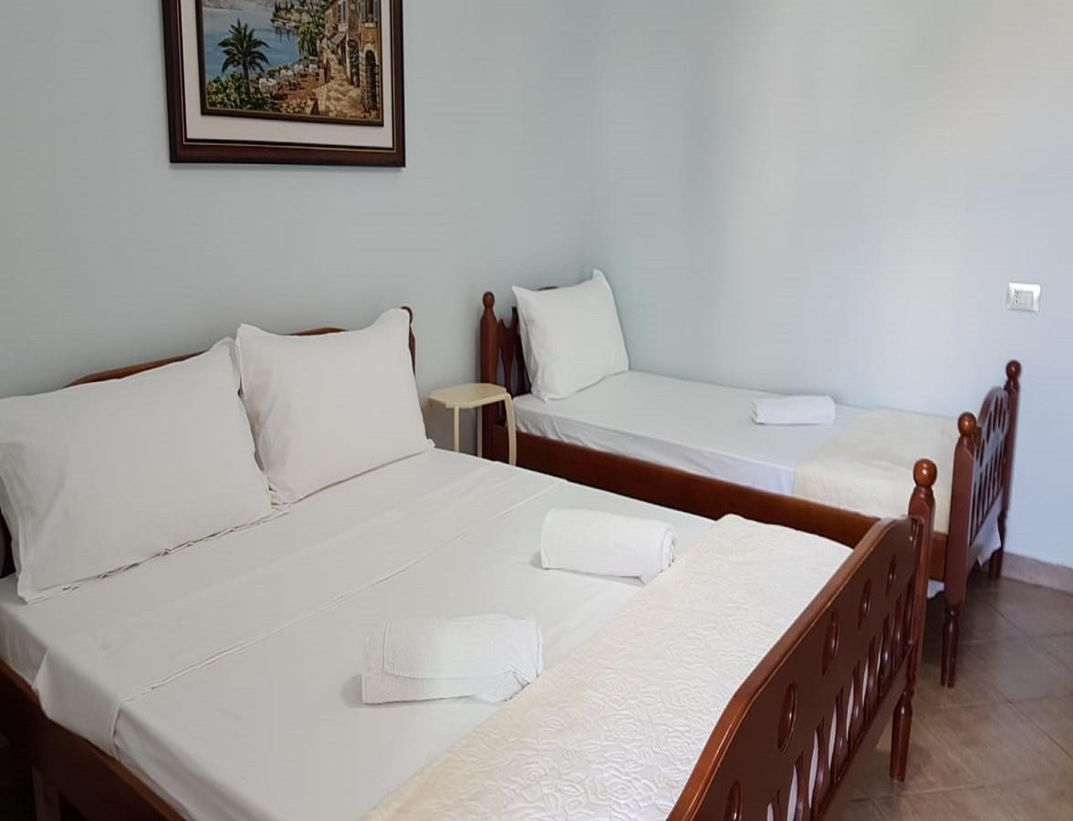 Guesthouse Novi ドゥラス エクステリア 写真